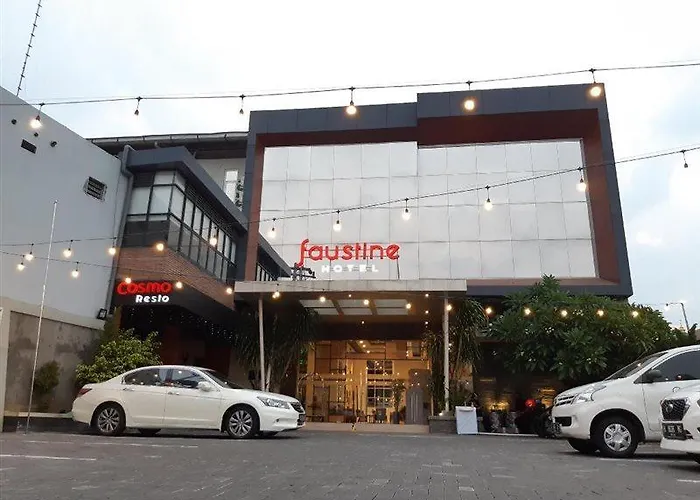 Triizz Hotel Semarang By Royal Singosari